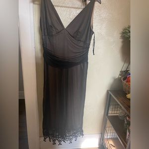 Thin midi dress with flower